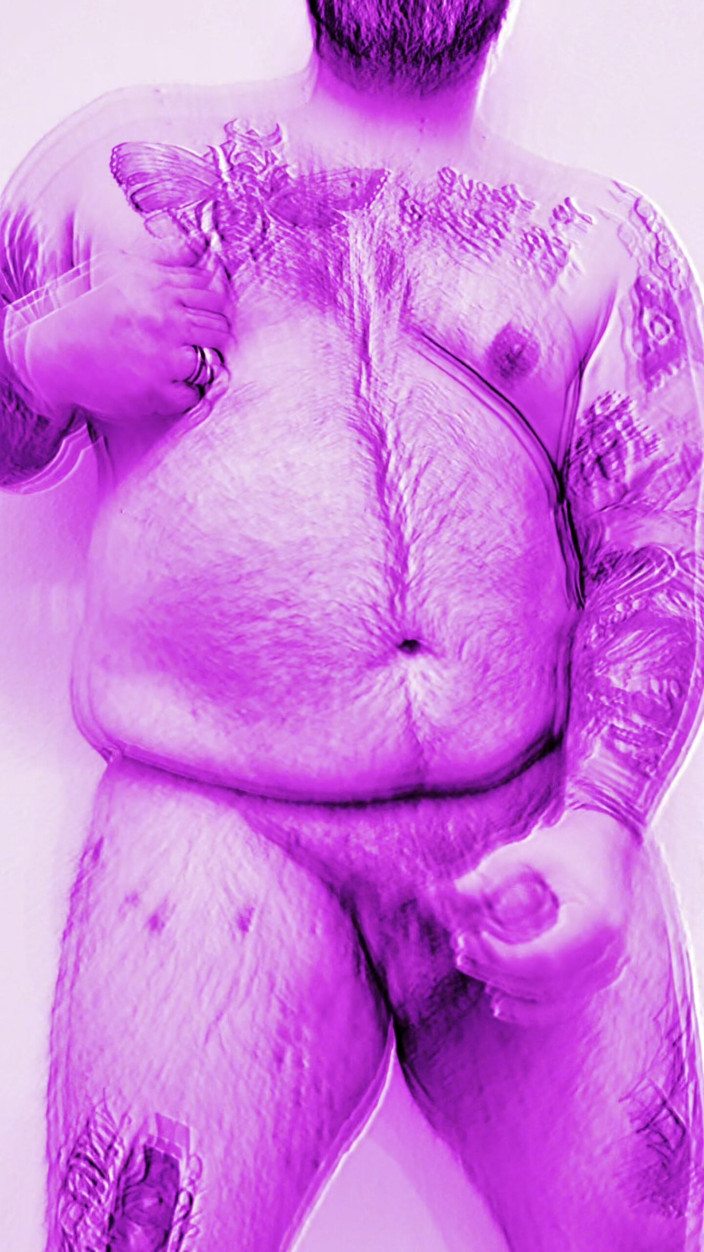 TattedRockerBear: Potetovaný chlupatý baculatý medvěd epický výstřik