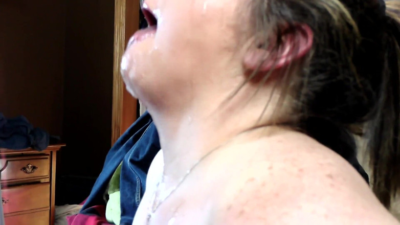 SexyNEBBW: Sexy grandota pega esposada y facializada