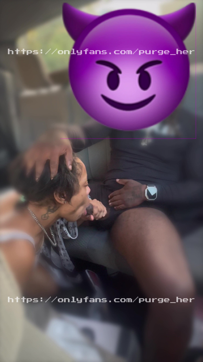 Purge_her: 大きくてきつい唇がしゃぶり、しっかり硬いチンポを吸う