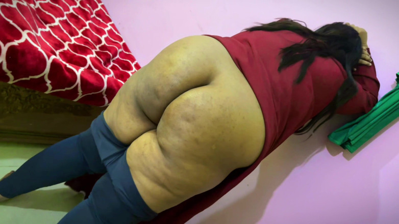Your Boy's Cum: 대학 가기 전에 준비한 아랍 거유 비 핫한 이슬람 여대 소녀