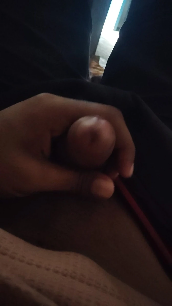 Xxxboyengi: Индийский паренек с большим членом Deshi мастурбирует