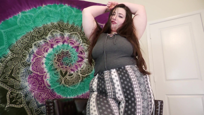 Ashley Lynn: Wanita cantik besar membuat profesor memuja pantatnya yang besar