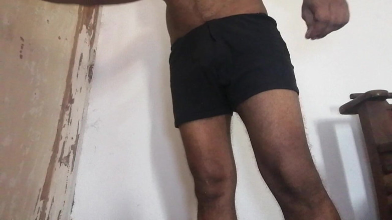 Tina Baby: Am futut-o pe servitoarea desi casnică care a prins masturbându-se -...