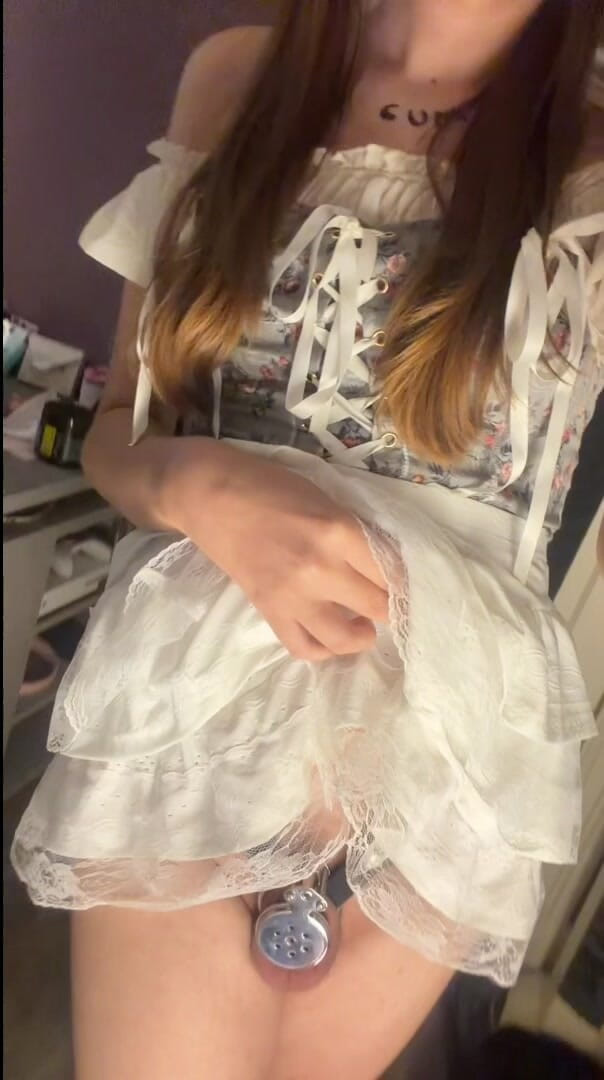 jessiesissyadventures: Můžu být tvá děvka Sissy přítelkyně?