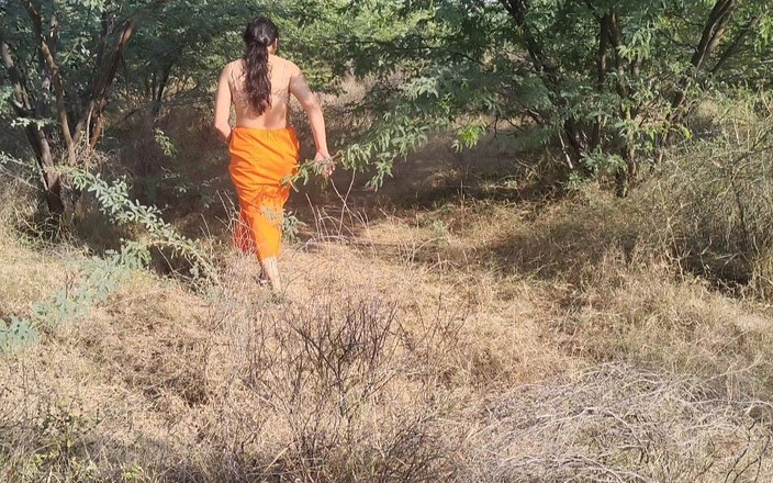 Khushboobhabi: Desi dorp pijpen en neuken