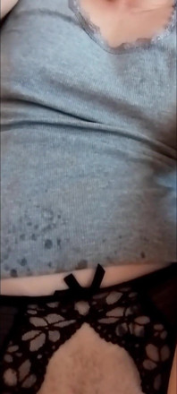 Grosser Dildo Spritzt