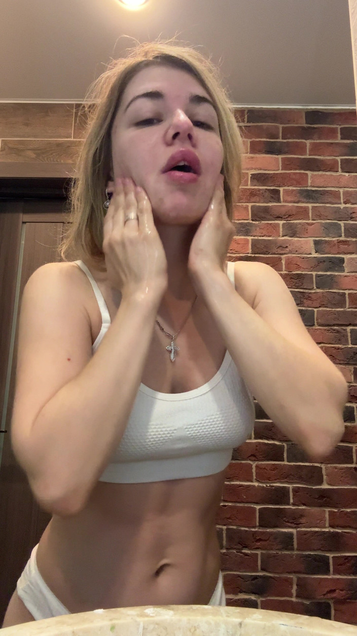 Misty Phoenix: Möchten sie sich morgens mir anschließen?