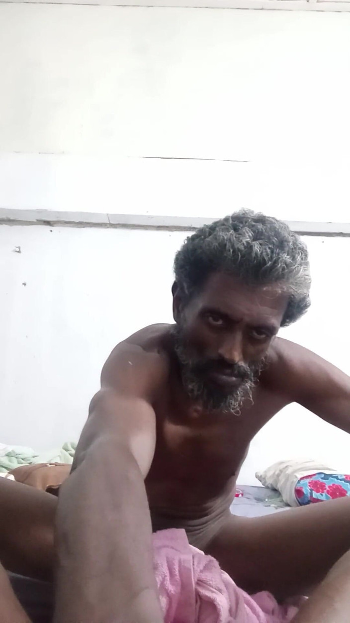 Firdausmgn: Solo-sexualakt