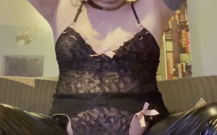 Analzebutt aka the evil lord of ass: Sissy Piggy Exhibition