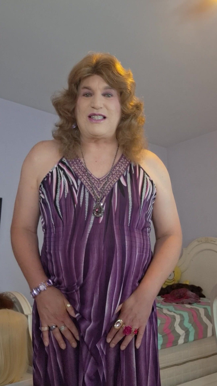 Victoria Lecherri: Căsătoriți-vă cu mine și faceți-mă soția ta transsexuală!