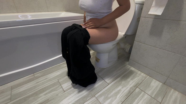 GassyKat: La toilette quotidiana s2 episodio 16: la presa della pancia spinge