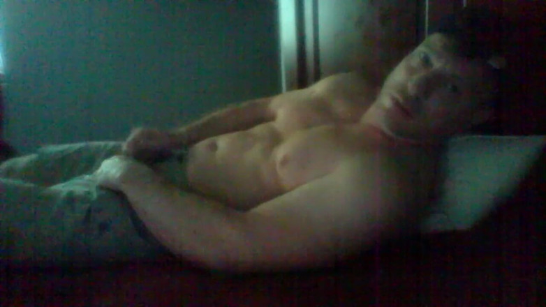 Jockdr2020: En ateşli kaslı baba şort sineğiyle yarakla boşalıyor