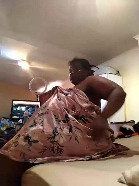 Legendary Booty Overdose: Black SSBBW MILF Morning Routine