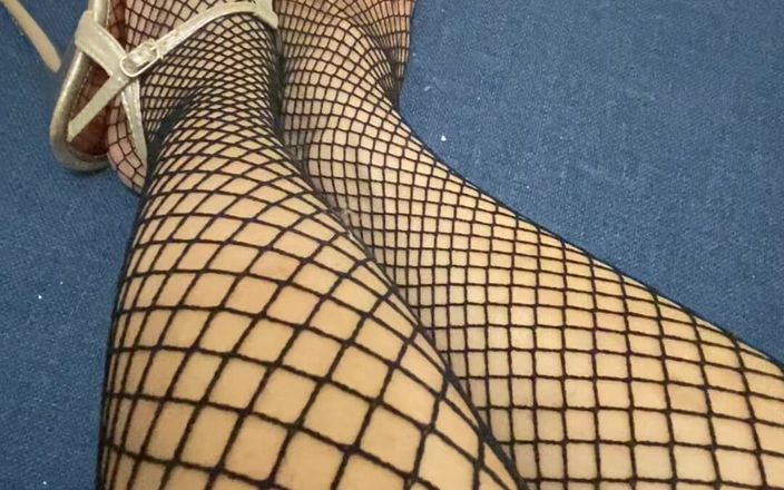 Naelor: Sexy asijské nohy a drobné nohy s dlouhými prsty v...