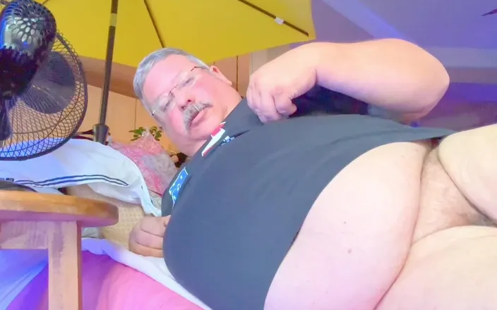 Hand-Free-Daddy-Chub: Trans Bear Fantasy with Hands Free Cum Tribute