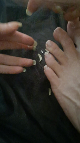 Naughty alchemy: Uzun toenail klipsleme