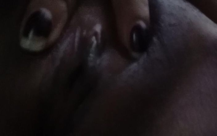 madusanka115: Before Applying a Body Wash.