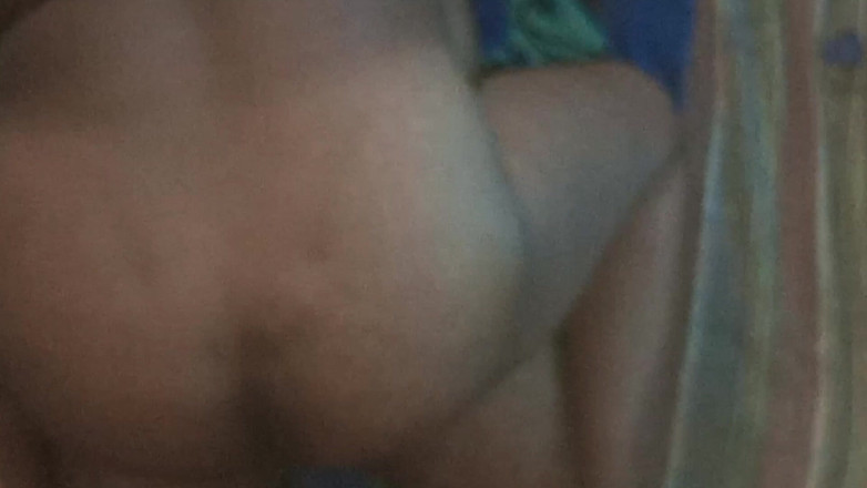 payGirl: Zakar suami saya kecil, saya memerlukan zakar besar dan tebal,...