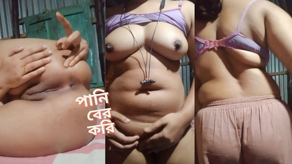 ModernBeauty: Adik tiri bangladesh lagi asik masturbasi pakai dildo sampai muncrat...