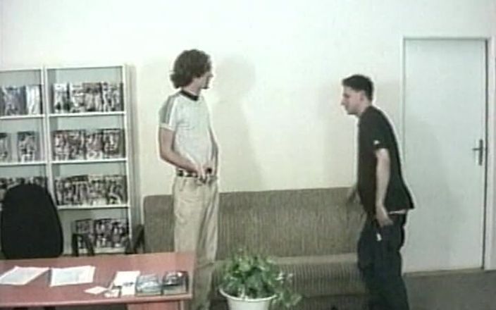 Gay 90's Vintage Porn: Những người đàn ông gợi cảm đang chuyển động # 4