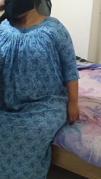 Seksowna kobieta z Egiptu przynosi faceta z ulicy na seks, gdy jej męża nie ma - gorące BBW ogromne cycki i tyłek jebanie i spust