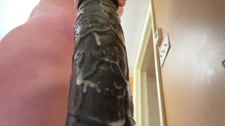 Charlieboy69: Enorme consolo na minha bunda