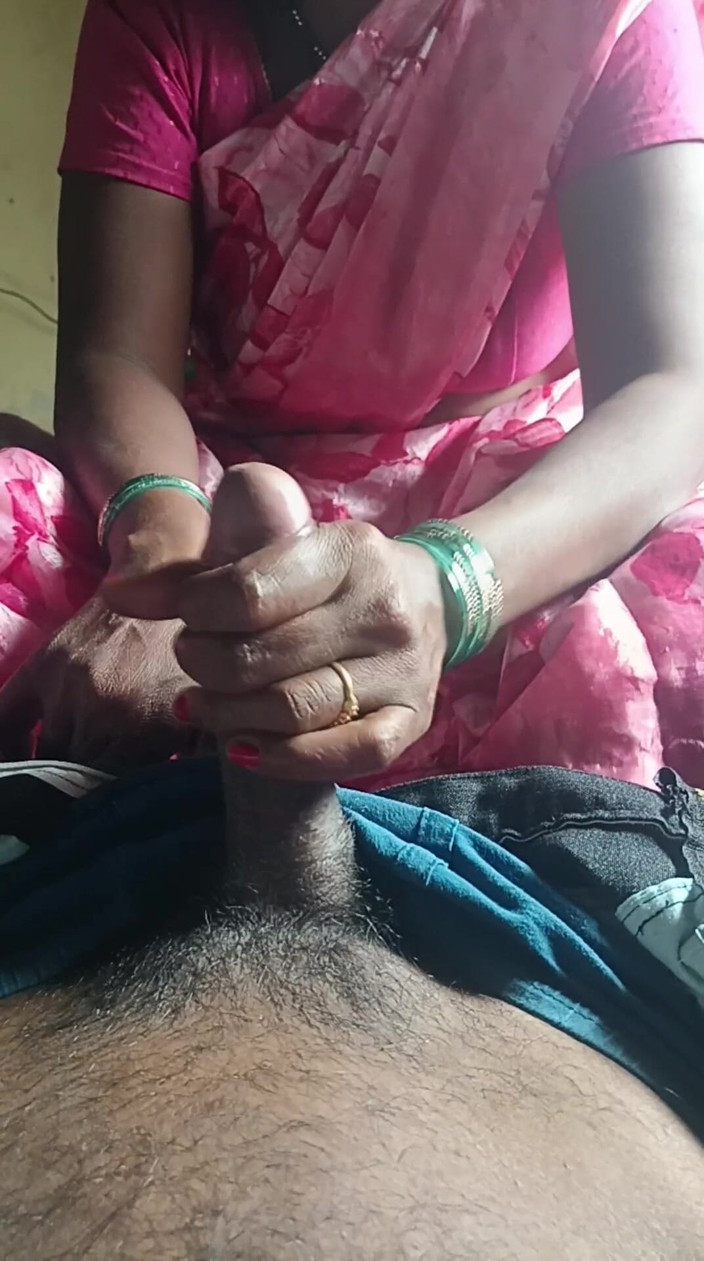 couple_Love7: Marathi Wife Handjob and Fuk