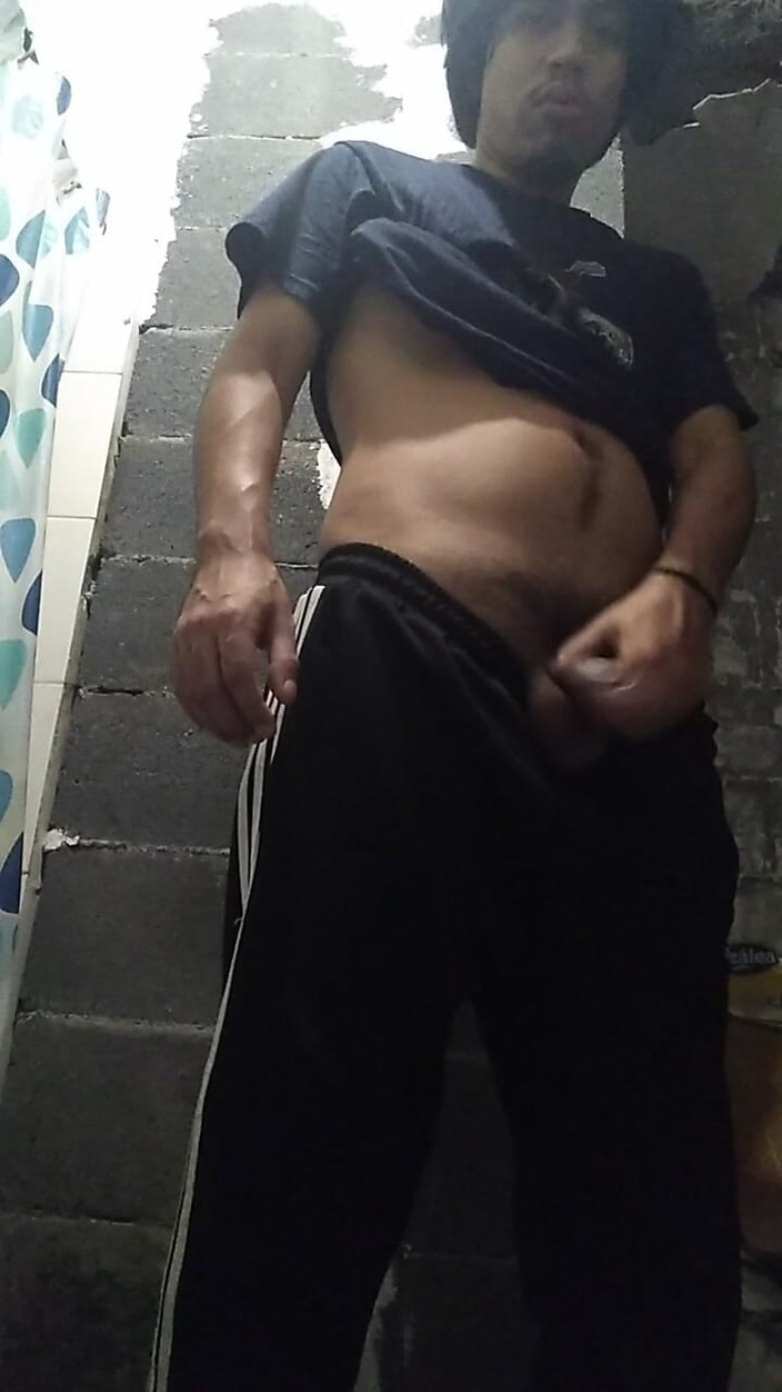 AlexAlejandro13: Masuk ke Toilet
