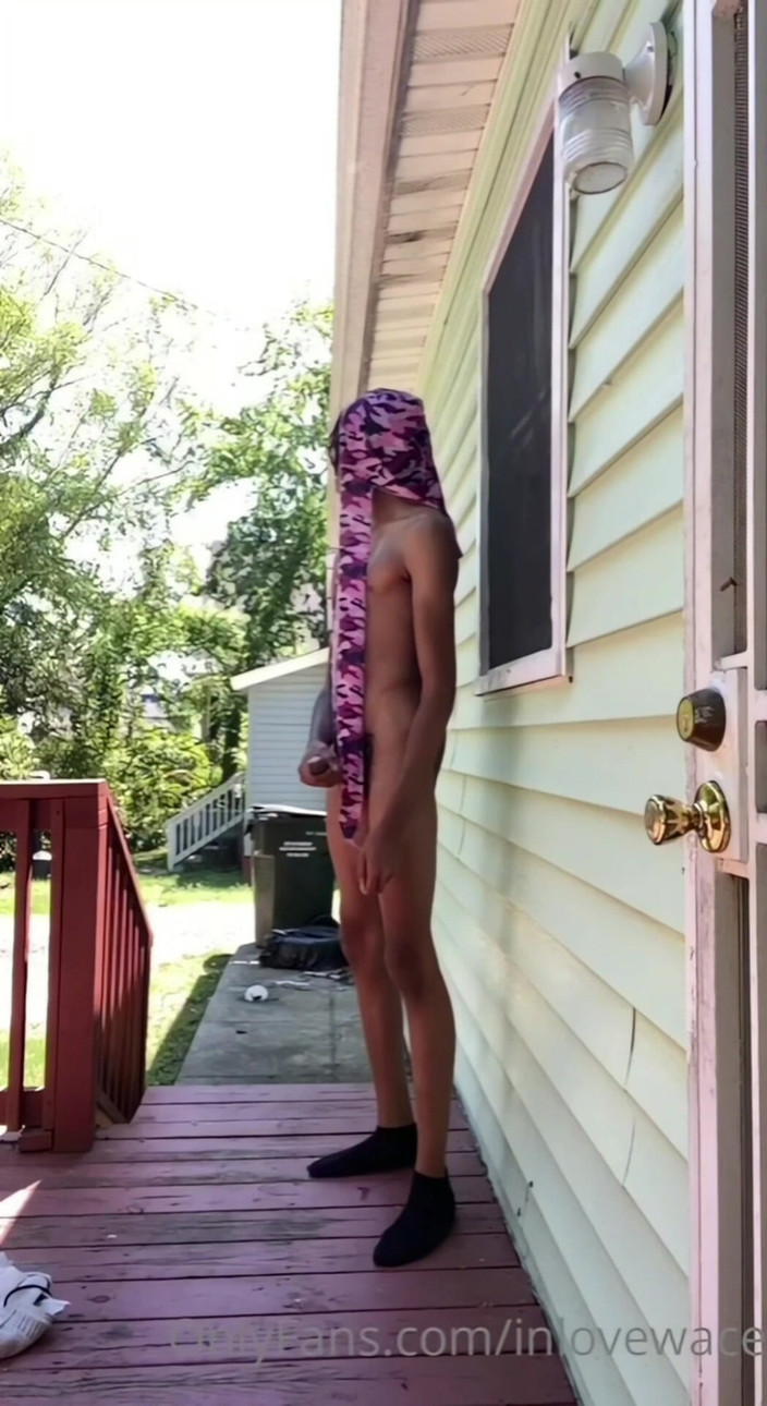 DamagedUnity9: Sexy venkovní sperma