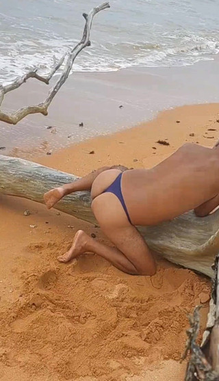 Ladysilvas: Ladysilva What a Naughty Hot Ass on the Beach in...