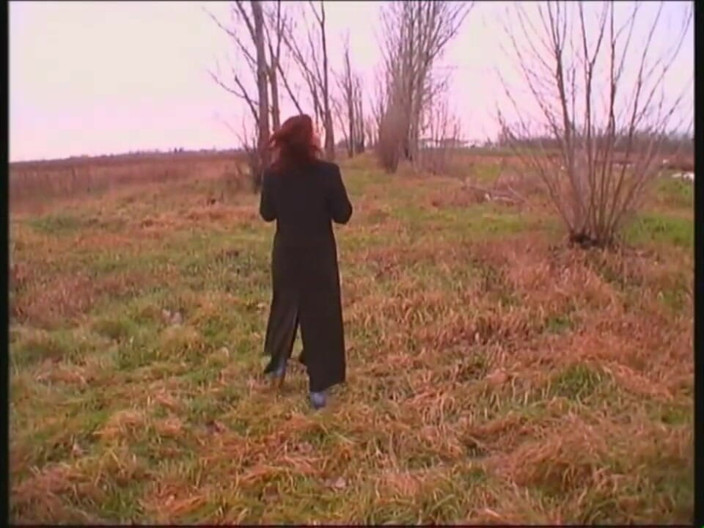 Absolute BDSM films - The original: 大きなおっぱい入れ墨女の子の猫クソ