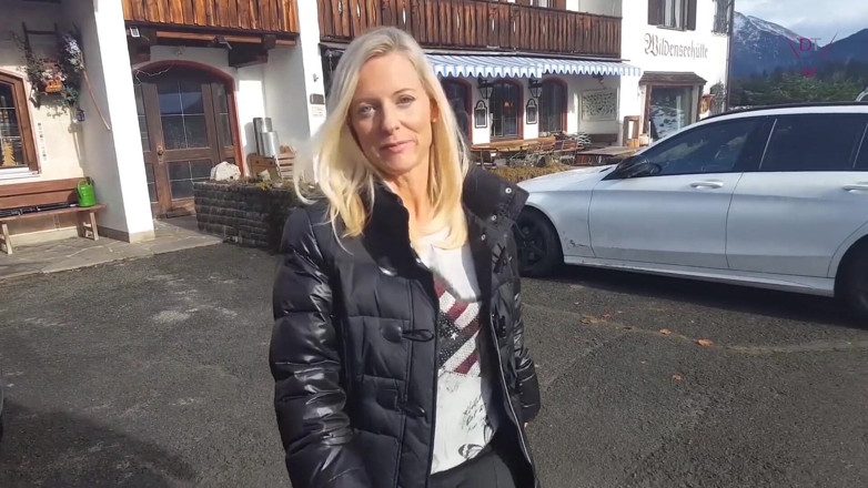 Dirty Tina: Compilation di pipì arrapate parte 1