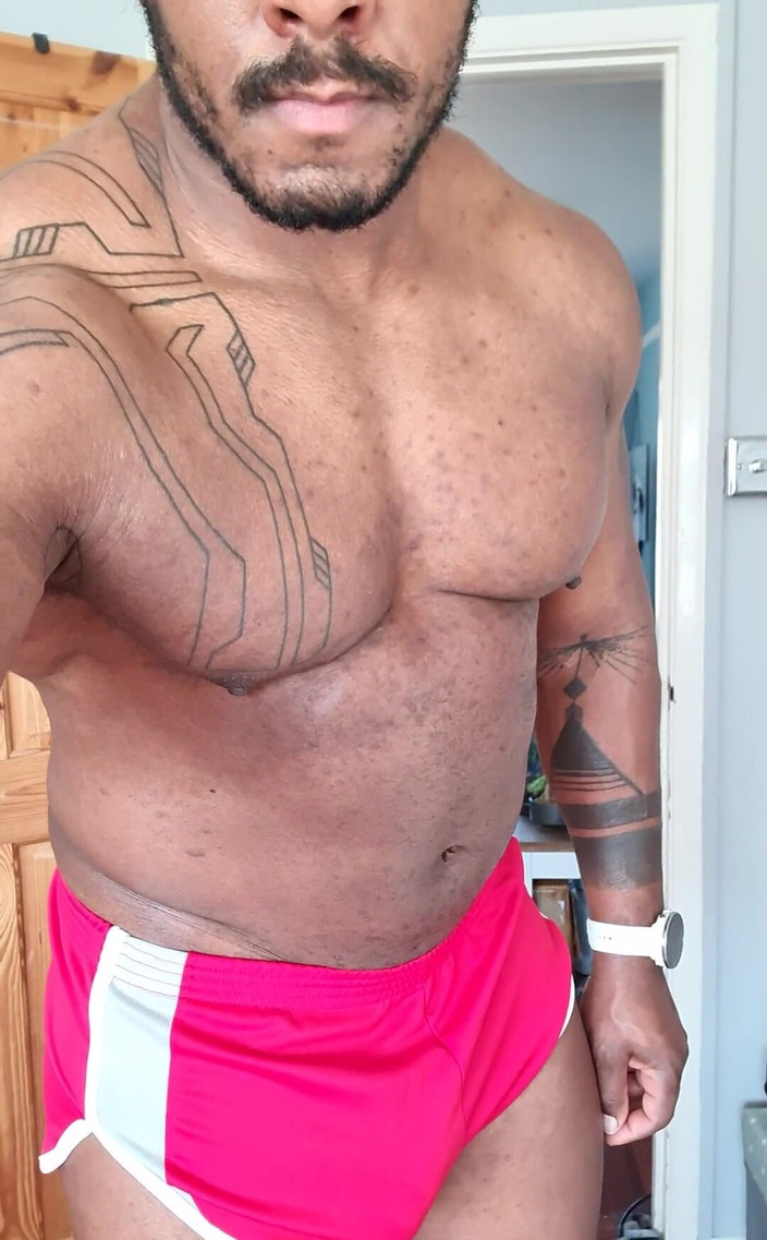 Amadeus: Red Shorts Big