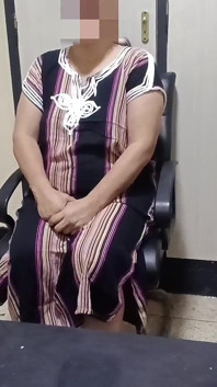 Vecina mi-a cerut împrumut și a trebuit să plătească cu pizda ei mi-a cerut împrumut și cu sex