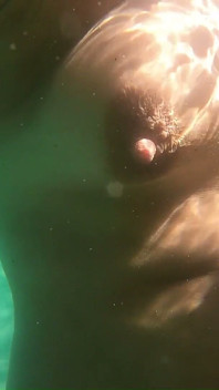 Kinky Couple - Curvy Big Ass Sardinia Beach