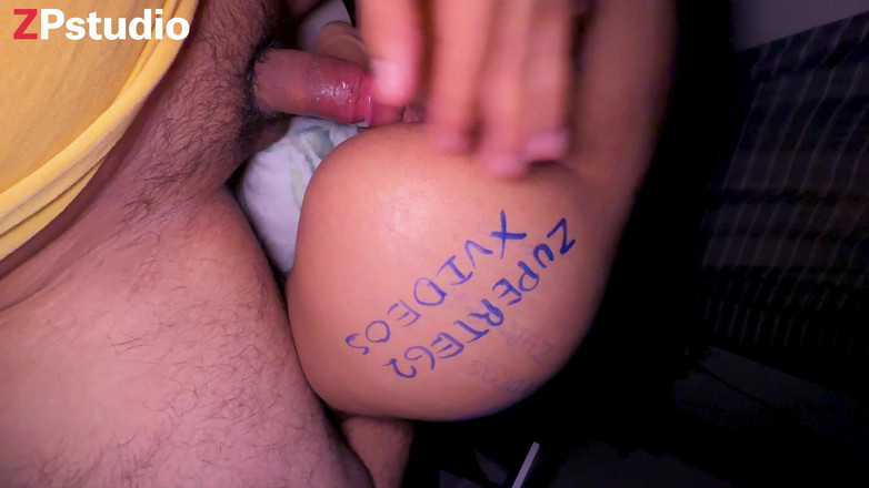 Susyzuperpete: Messicana con un gran culo gode di un enorme dildo...
