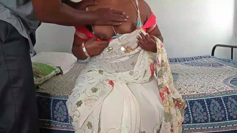 Luxmi Wife: Пасынок трахает мачеху белую Сари - эпизод 2