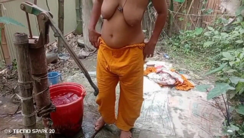 Real Time Enjoy: Hora de ducha con mi hermosa hermanastra
