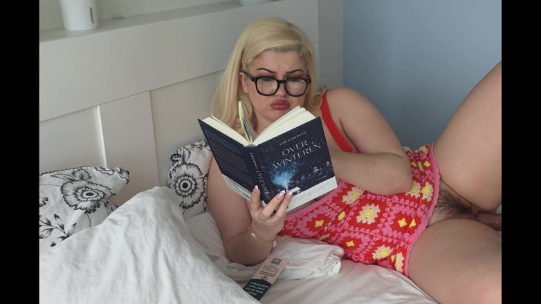Ariana Faye: Bored Gets a Creampie