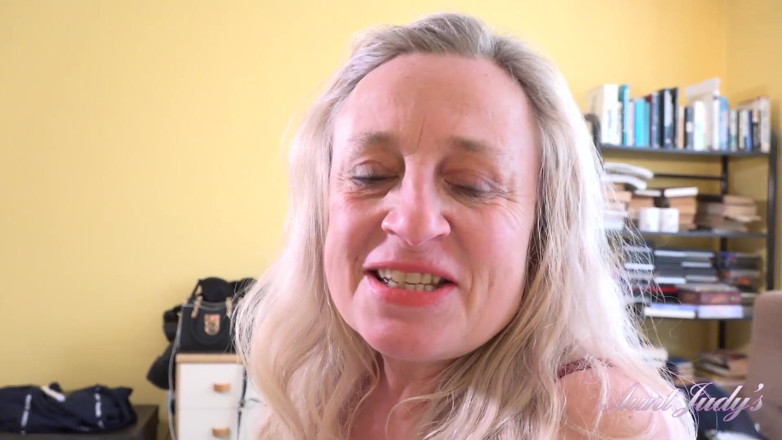 Aunt Judy's: Auntjudys - Appuntamento notturno con cornea milf maturo andrea ann