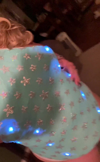 Lily Bay: Lampu Pendaratan Saya