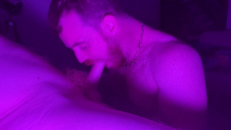 8IncherGinger: Diep in keel van subzuiger