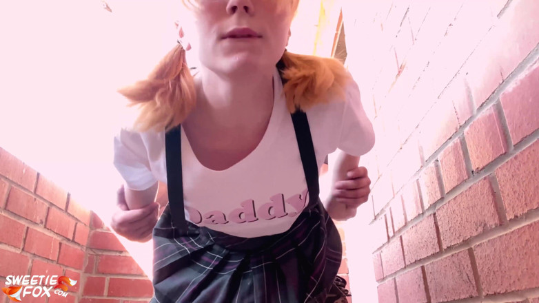 Sweetie Fox: Stepsister deepthroat and fuck on the balcony - skipped class