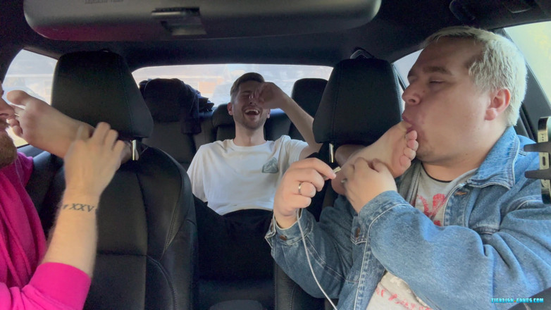 Ticklish Chubs: Snyft: Dimitri