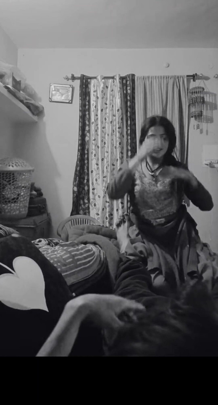 sashaa: Indian Desi Bhabhi Fucked by Lover in Night