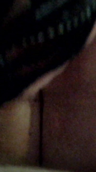 Grandota da mamada y leche en las tetas