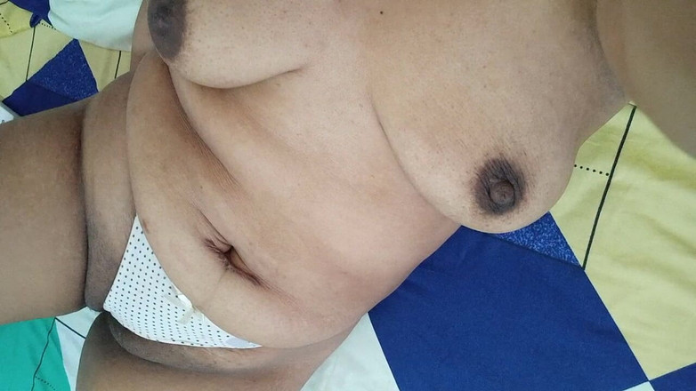 PATY PATY: Macecha Catwoman chce velký penis pro její těsnou kundičku