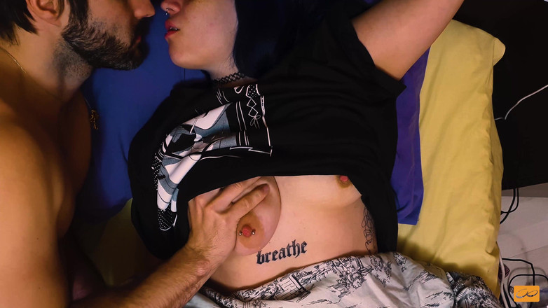 Unlimited Orgasm: Los Besos Calientes Y El Juego Con Los Peznes Es...