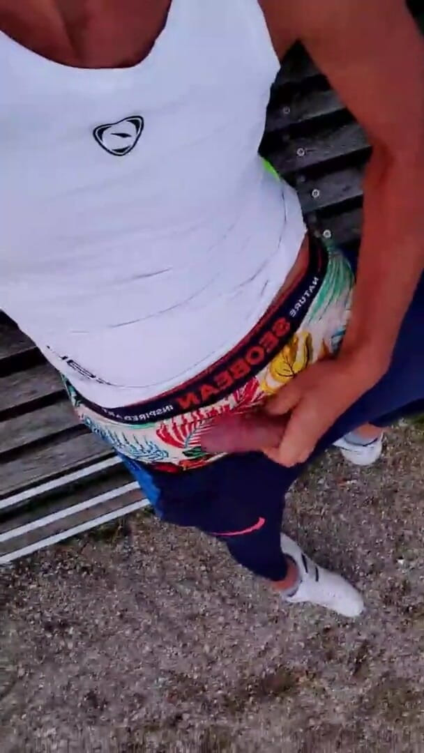 Slutboyben: Slutboyben Cam4 Brainfukked Exhibitionist