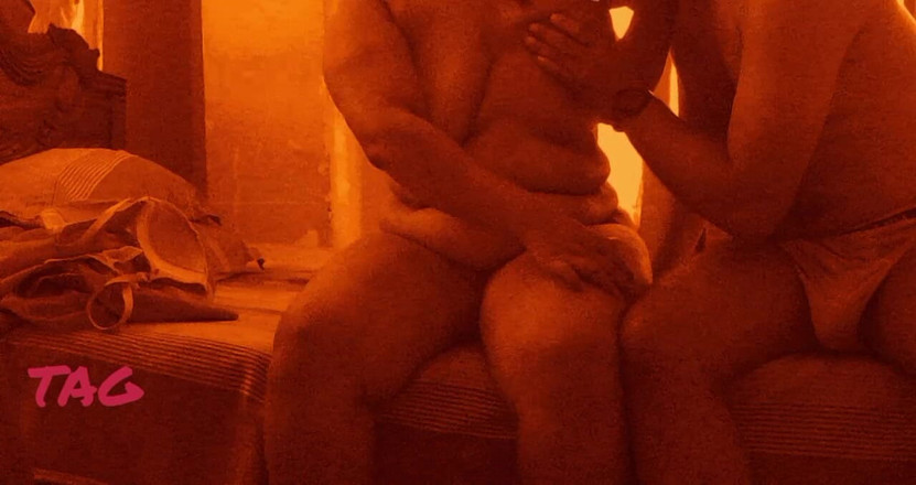 Teensex: Iubită milf cu țâțe uriașe futută în sfârșit de iubitul norocos pula...